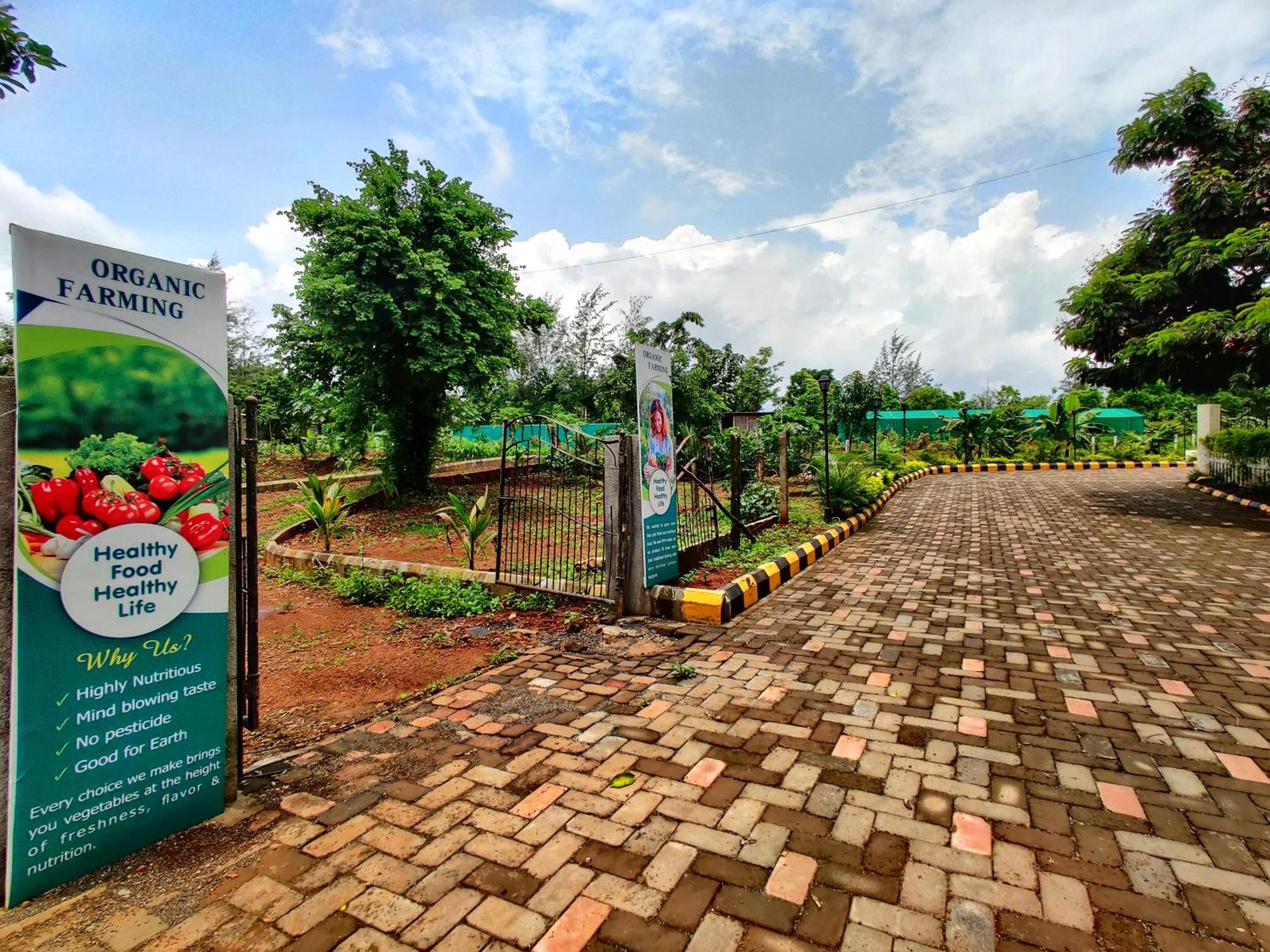 Pushpam Sanskruti Resort Karjat - A Pure Veg Resort Dhamni Ngoại thất bức ảnh