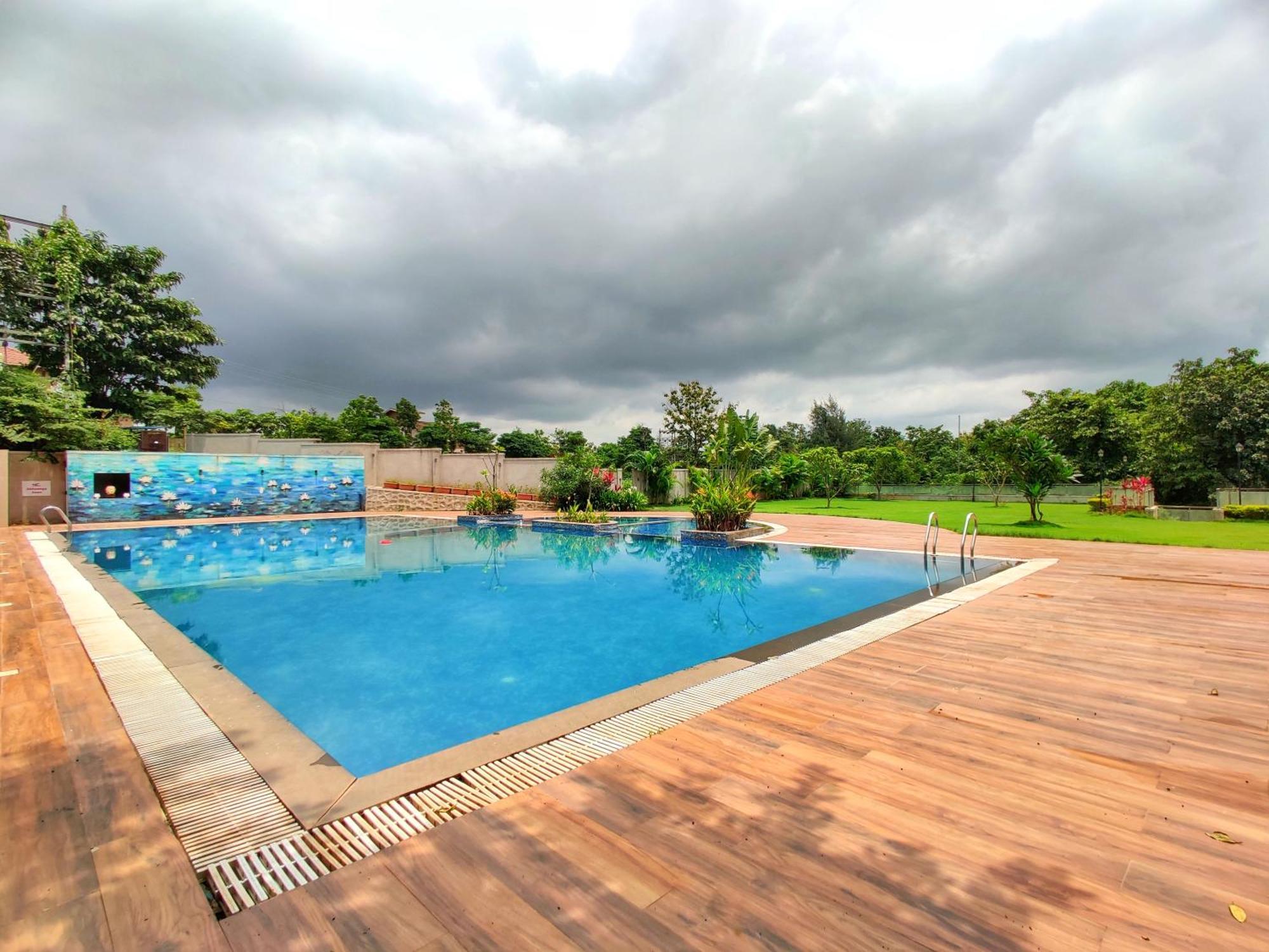 Pushpam Sanskruti Resort Karjat - A Pure Veg Resort Dhamni Ngoại thất bức ảnh
