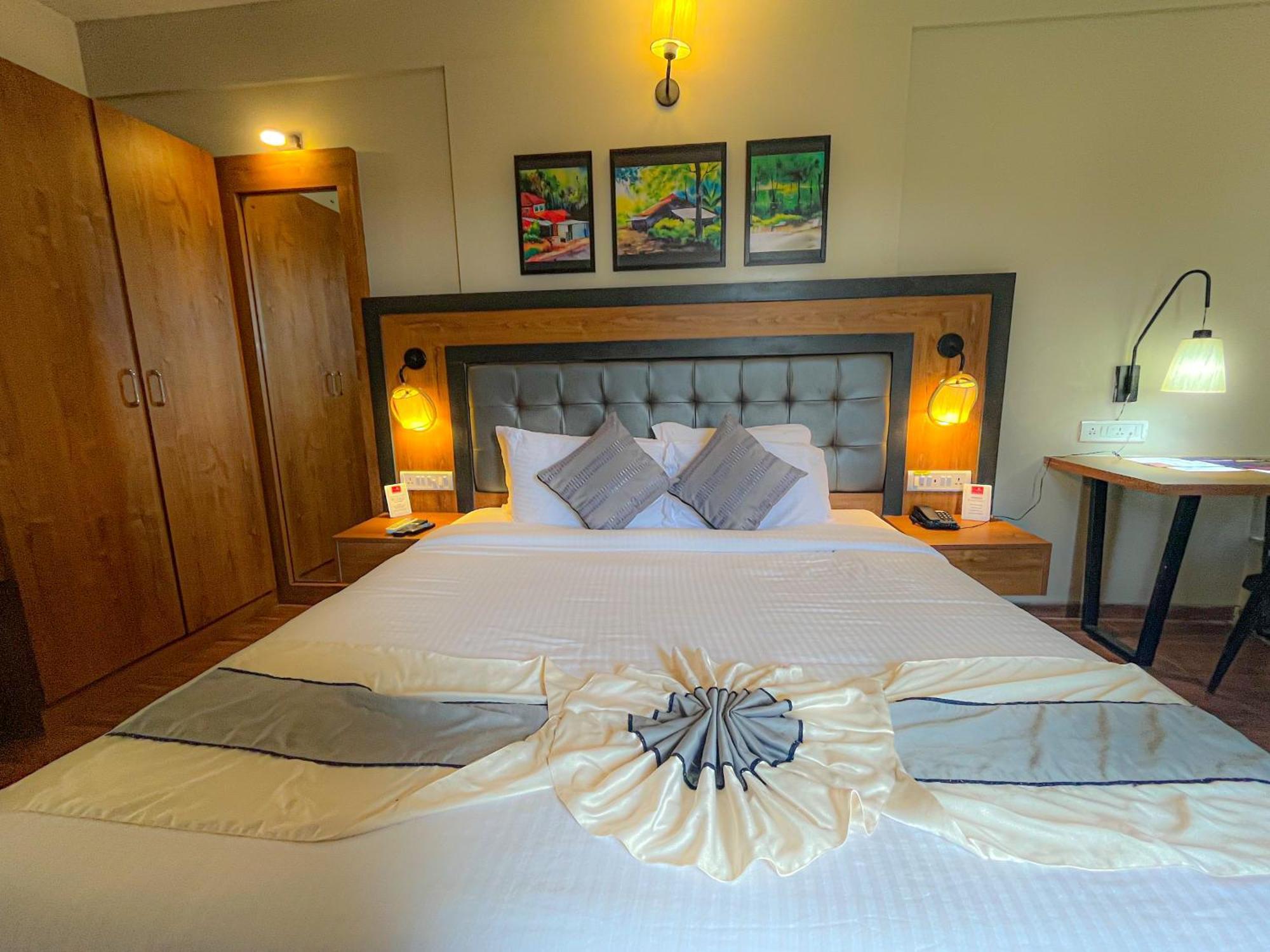 Pushpam Sanskruti Resort Karjat - A Pure Veg Resort Dhamni Ngoại thất bức ảnh